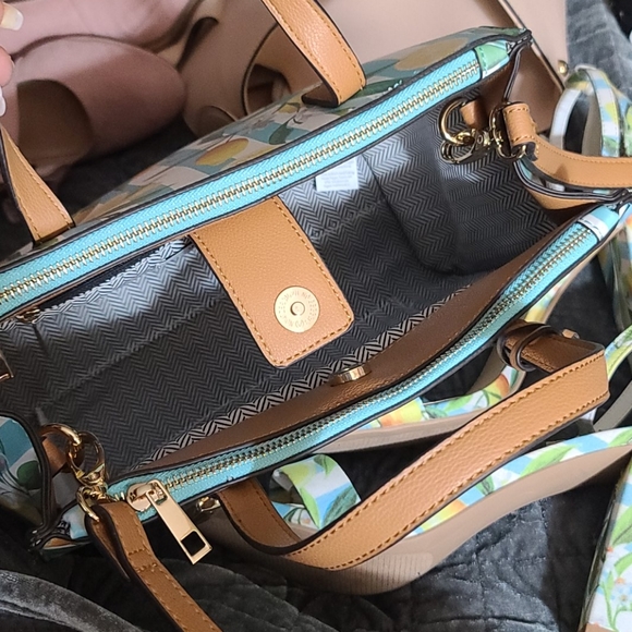 Just Fab Heals Size 11 & Handbag Set NWOT - Picture 9 of 9